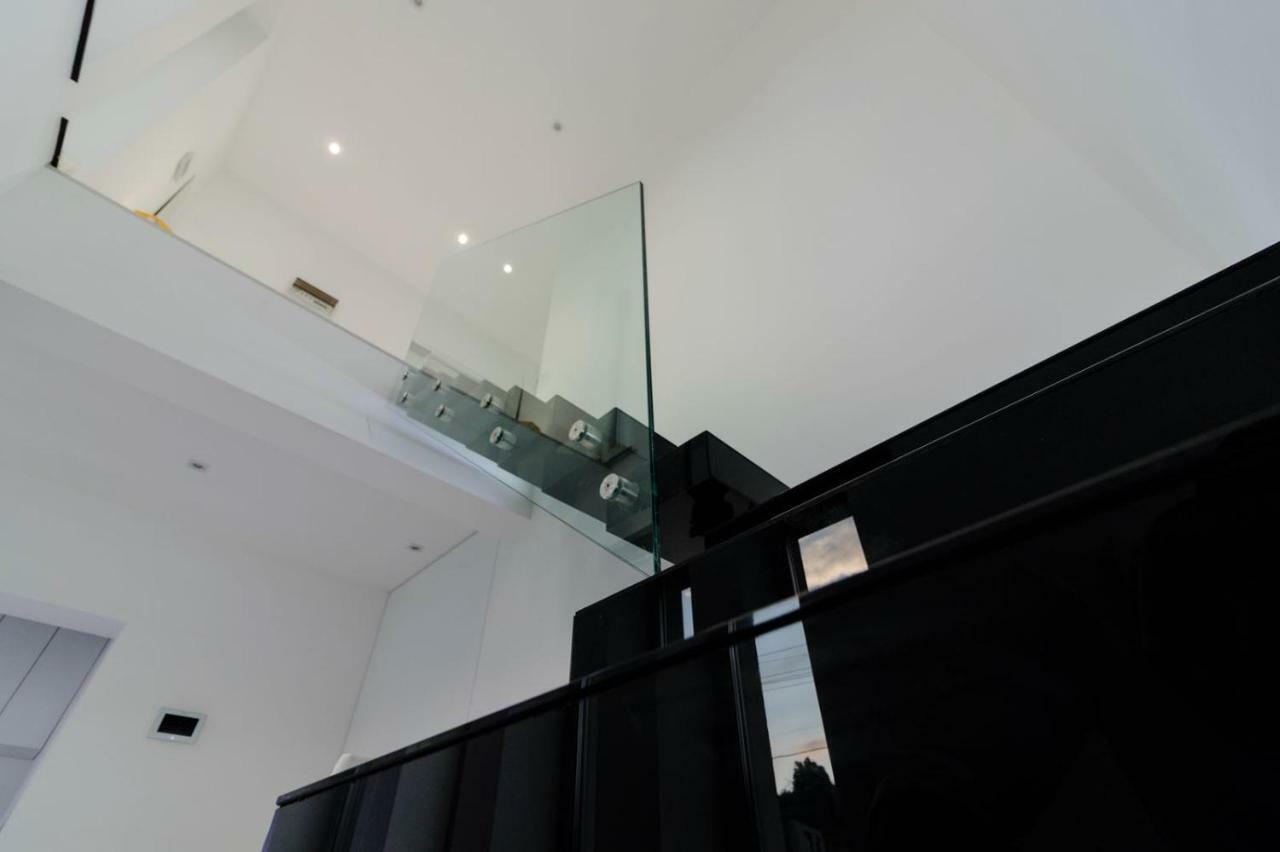 Ezra Luxury Apartments Navodari Exterior photo